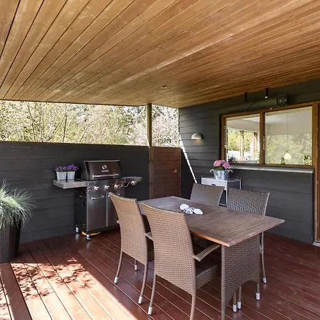 Amazing In With Kitchen