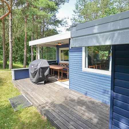 2 Bedroom In Vakantiehuis *